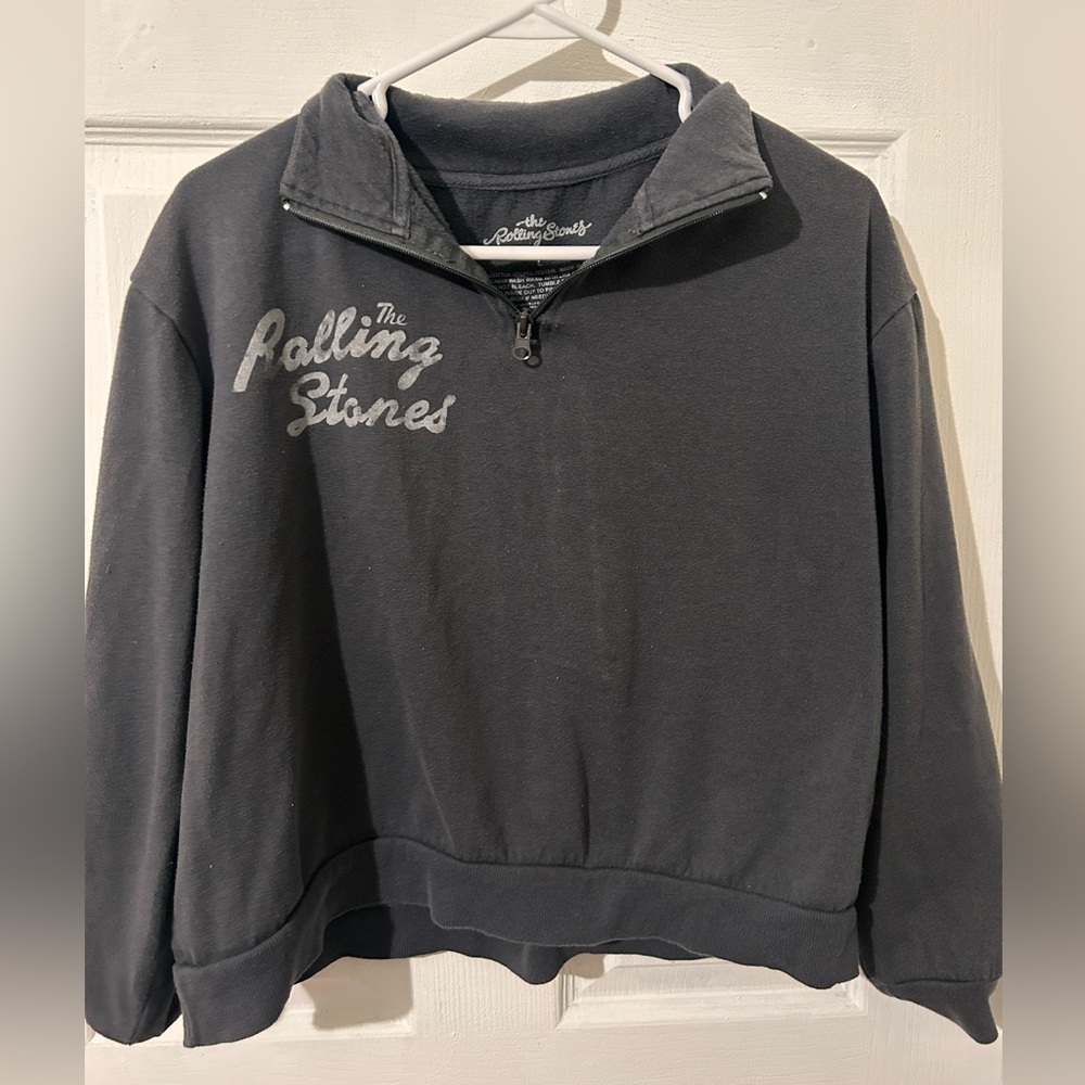 Juniors Rolling Stones Cropped Quarter Zip Hoodie